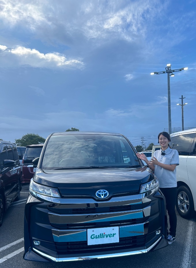 新しくお車入荷いたしました！ノアハイブリッド