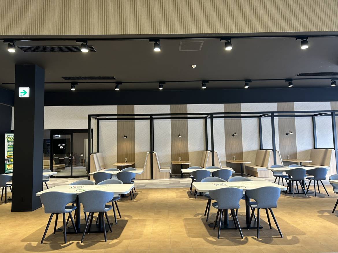 おはようございます！！本日も営業中です！