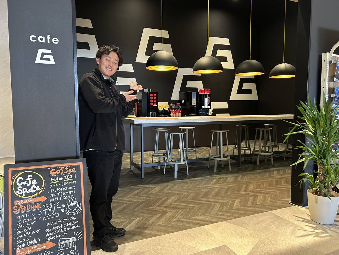 おはようございます！！本日も営業中です！