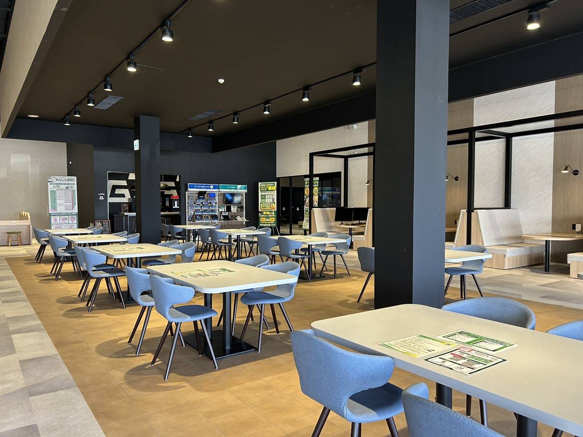 おはようございます！！本日も営業中です！