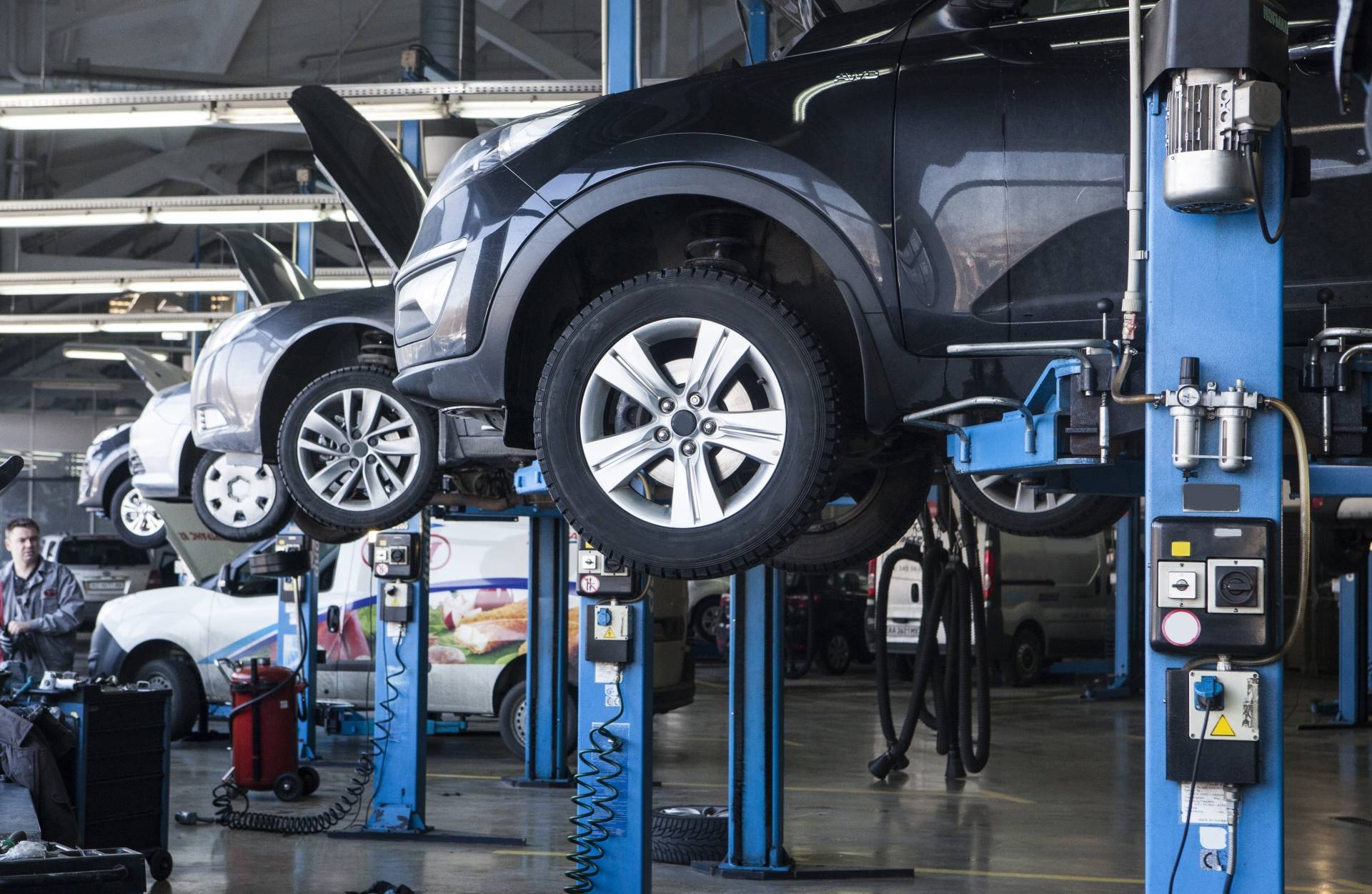 自動車の駆動方式について！！