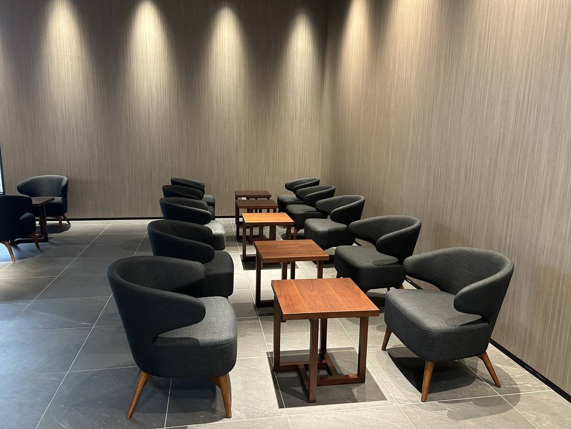 お店のラウンジ紹介！01