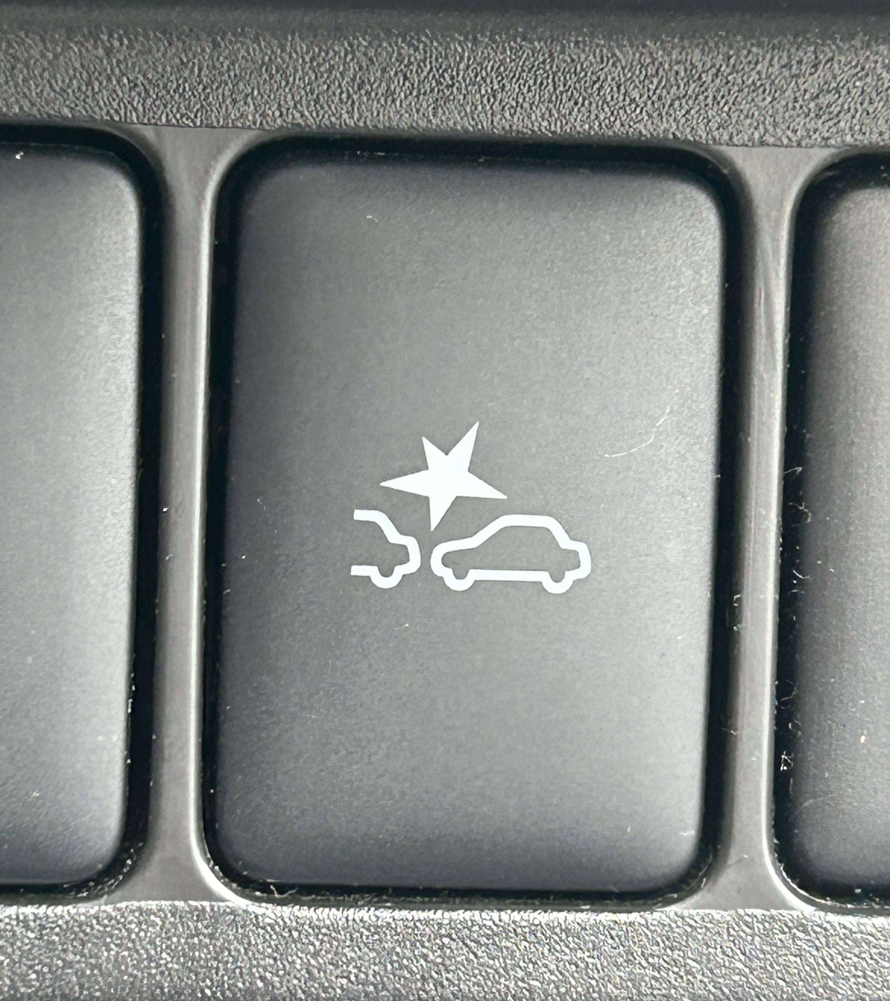 車の安全機能って何がある？？（衝突被害軽減ブレーキ）01