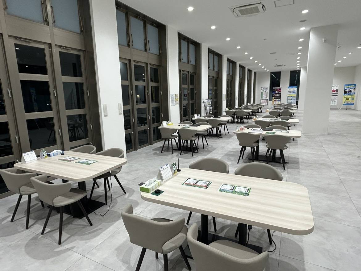 ☆店舗の紹介☆01
