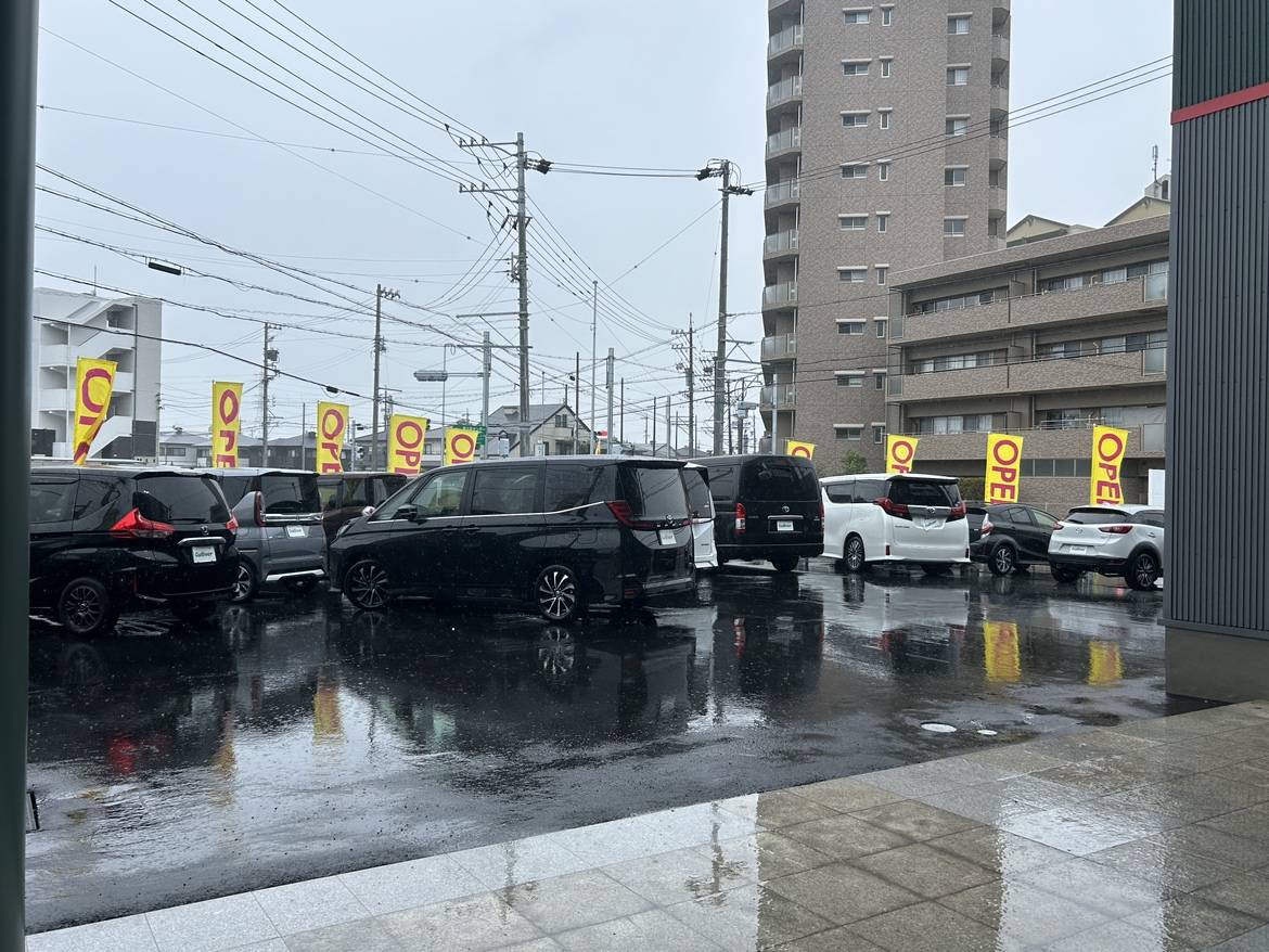 あいにくの雨模様、、、、、、、