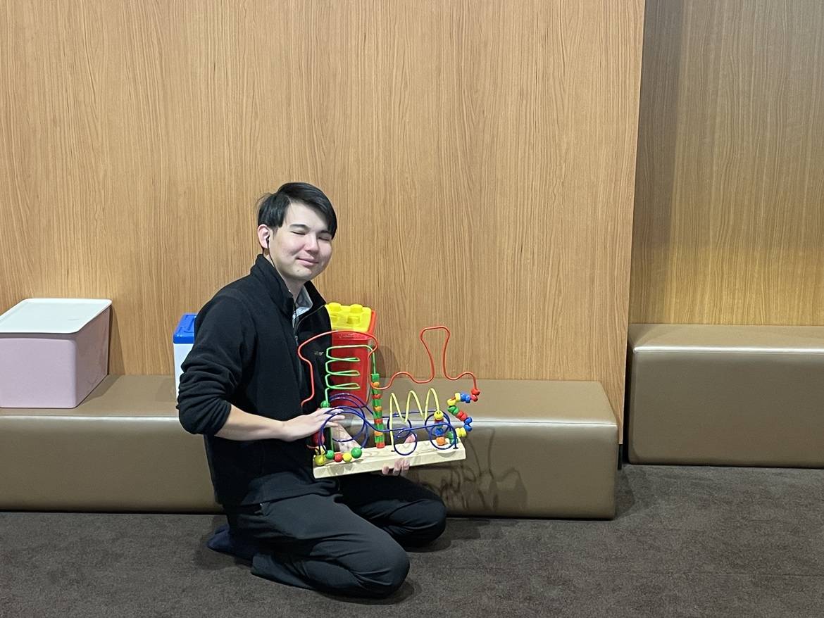 【キッズスペース】お子様連れでも安心！スタッフも一緒に遊びます！01