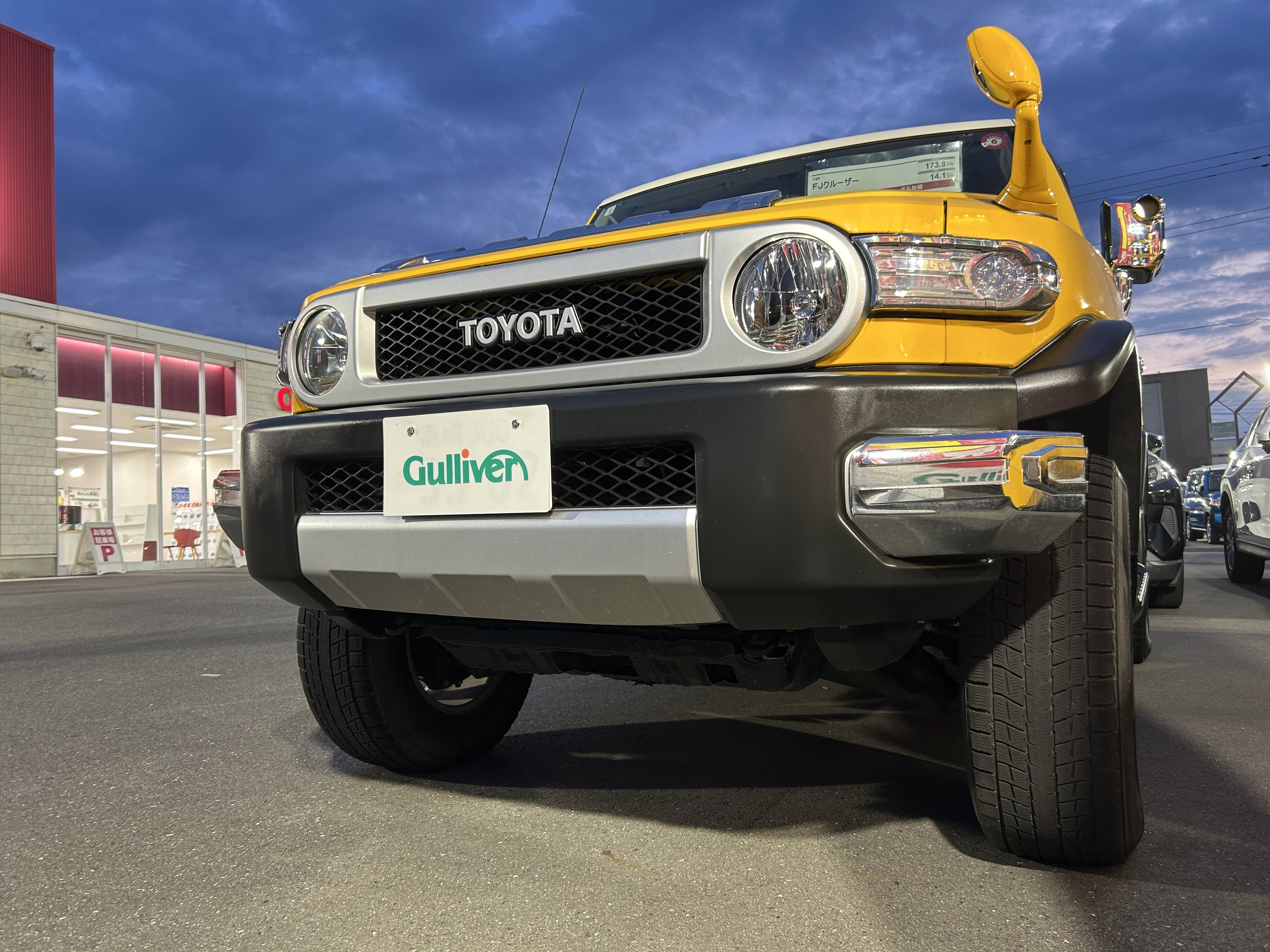 レトロな本格クロカンSUV「FJクルーザー」