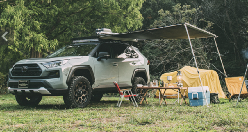 キャンプにおすすめ！RAV4！