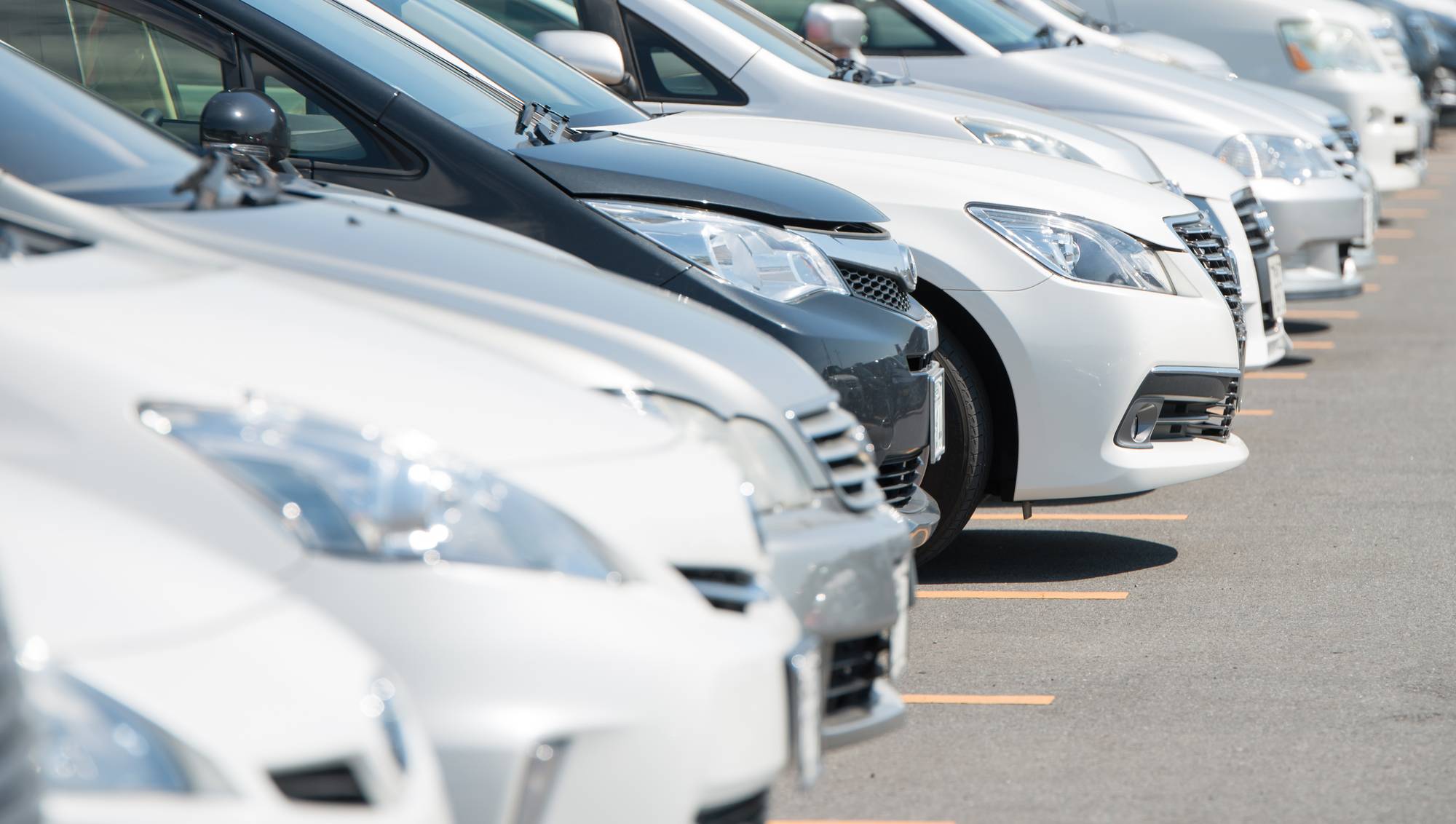 「新車と中古車の違いって何?」