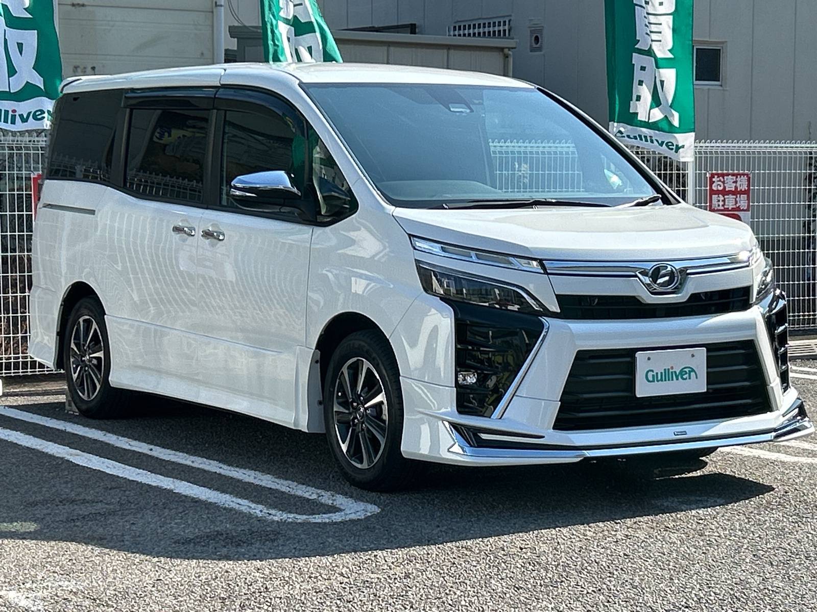 状態の良さが際立つ、ヴォクシーZS煌