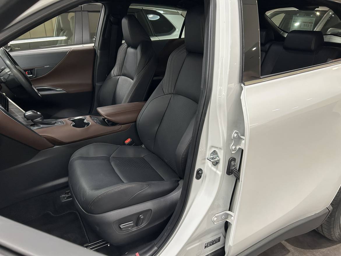 最上級！！！ハリアーZレザーパッケージ01