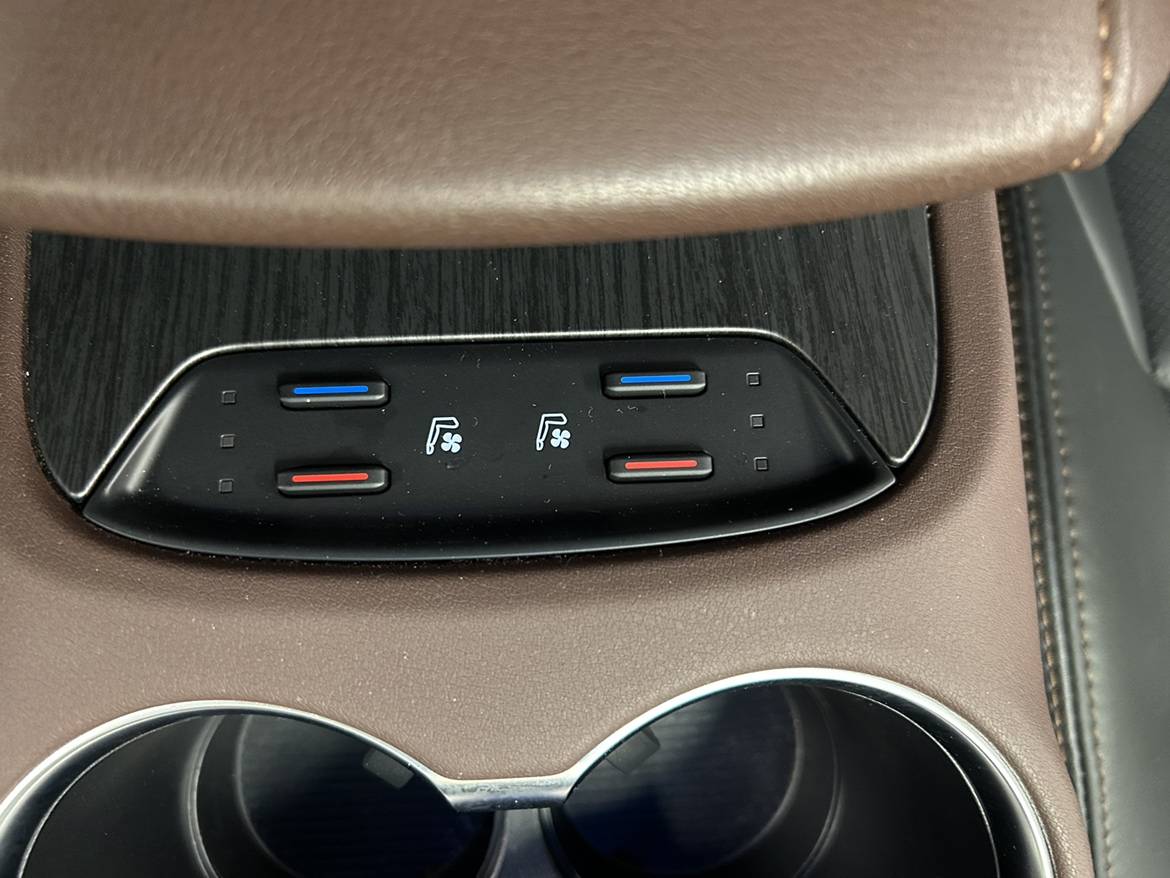 最上級！！！ハリアーZレザーパッケージ02