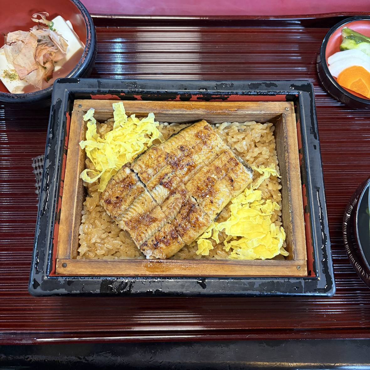 鰻のせいろ蒸し