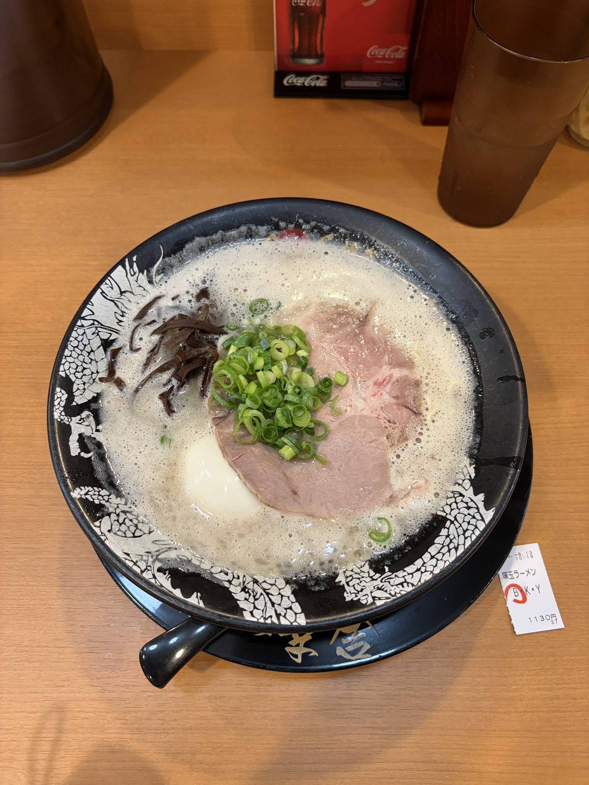 【福岡グルメ】〆の豚骨ラーメン