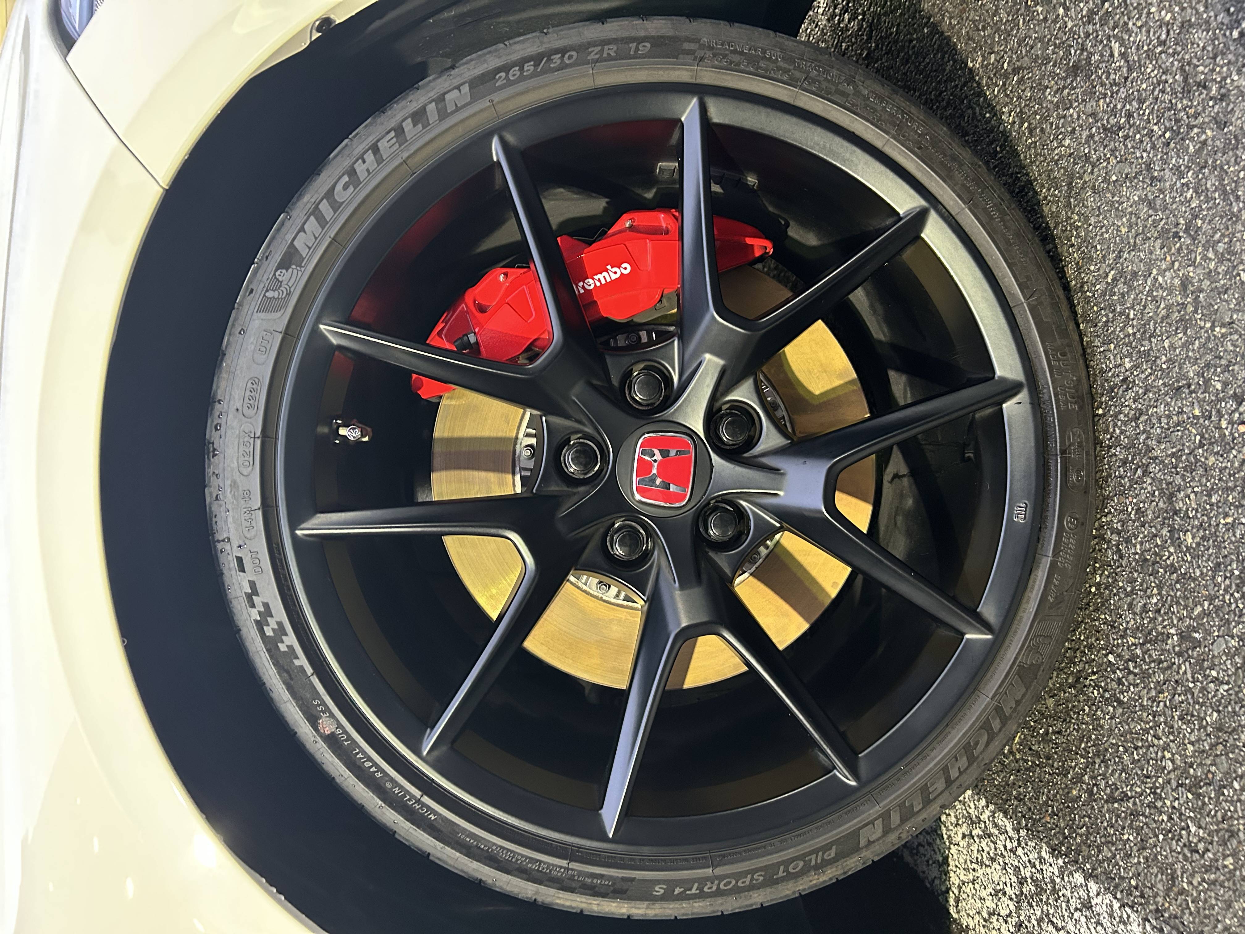 定期的に洗車してみてはどうでしょうか！？01