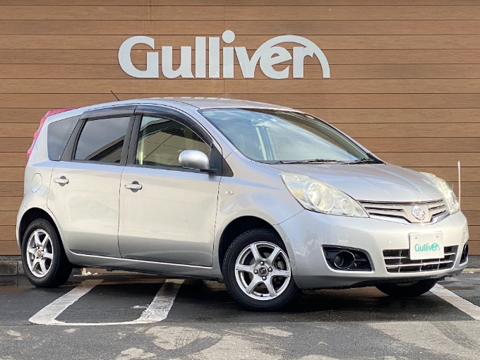 H20 日産 ノート 入荷！ ワンオーナー 純正オーディオ 純正ホイールキャップ付き夏タイヤ車載☆