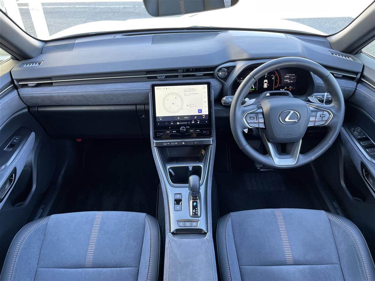 ドライバーの志向に合わせた走りを実現！コンパクトラグジュアリー【LBX】をご紹介いたします！02