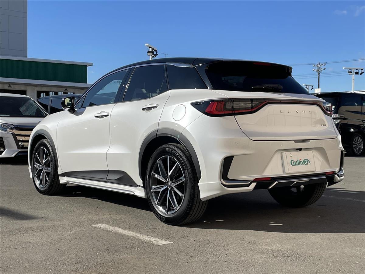 ドライバーの志向に合わせた走りを実現！コンパクトラグジュアリー【LBX】をご紹介いたします！03