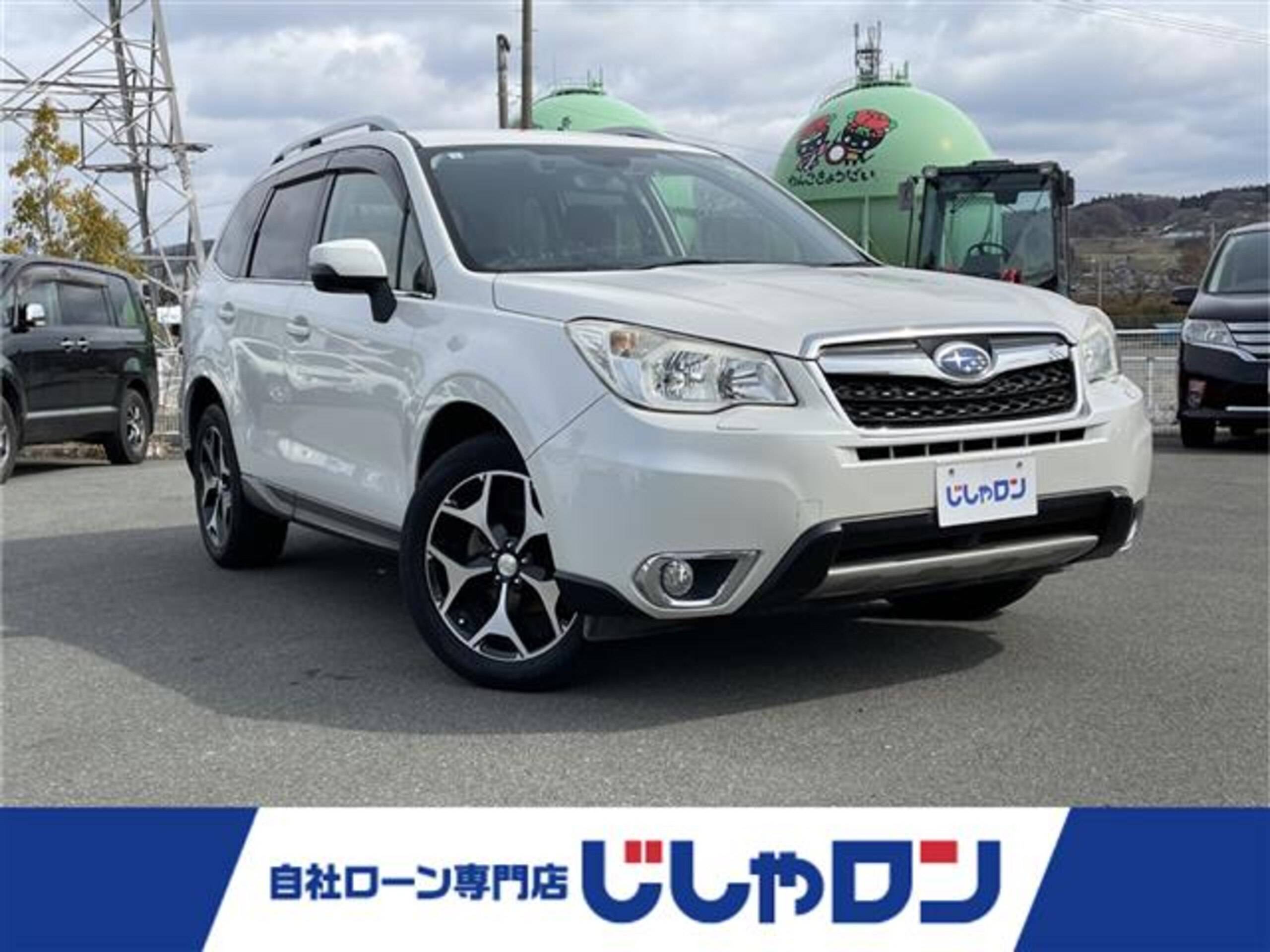 在庫情報“フォレスター2.0i-Sアイサイト”2013年式サテンホワイトパール!01