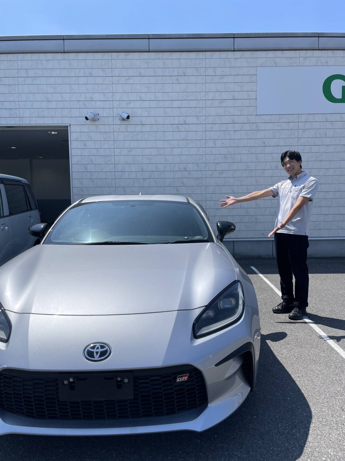 スタッフ紹介01
