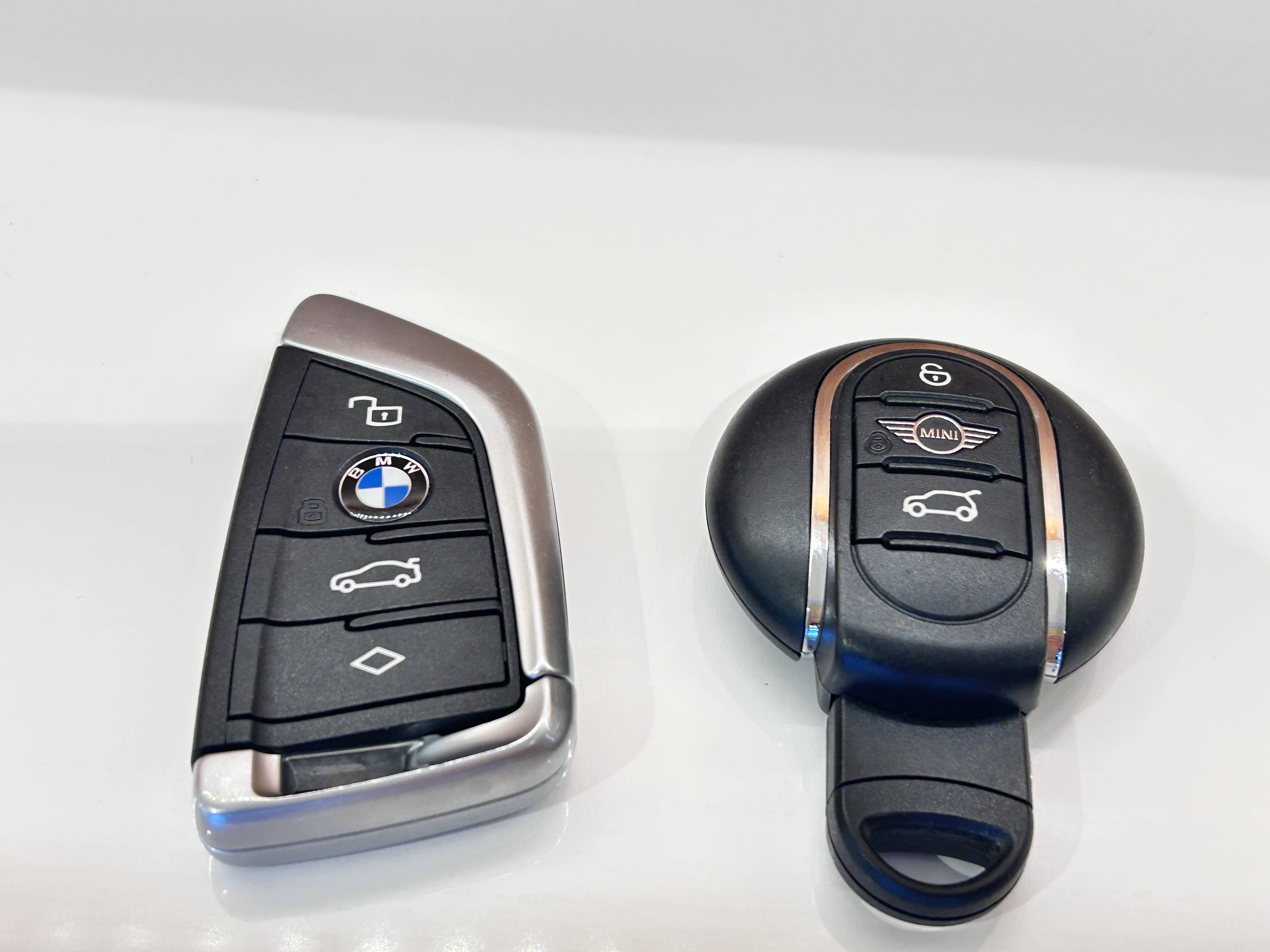 BMW電池交換★