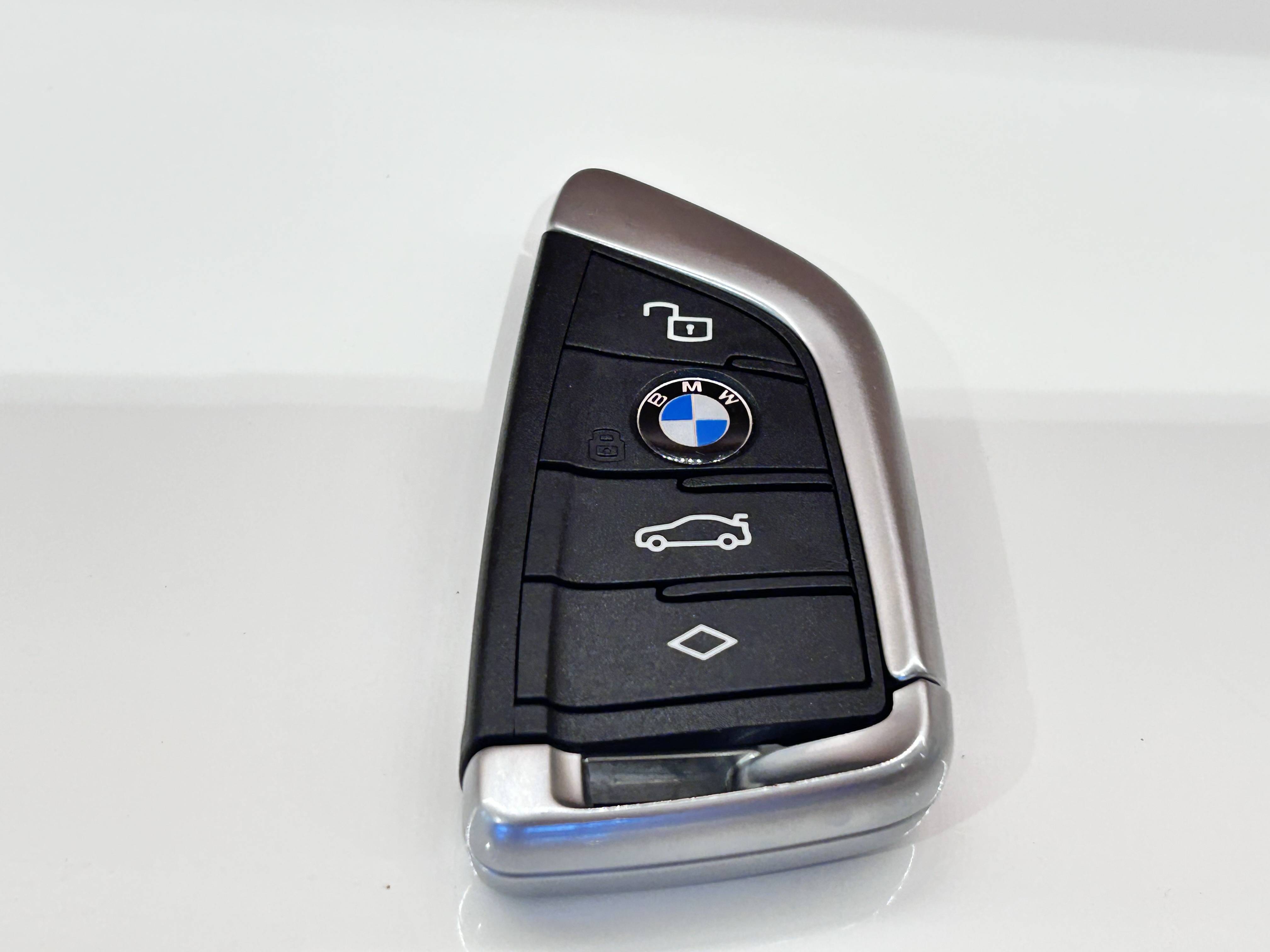 BMW電池交換★07