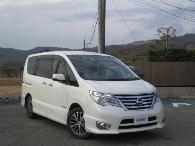 H28 日産　セレナハイウエイスターVセレクション＋セーフティS-HV入庫いたしました