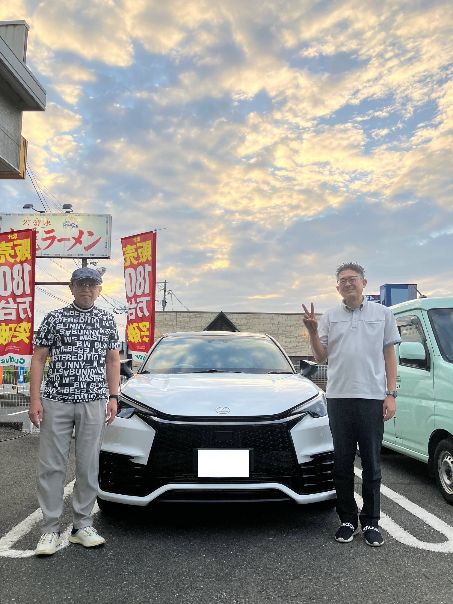 レクサスLBX納車させて頂きました!