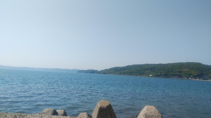 海はーひろいーなおおきーなー