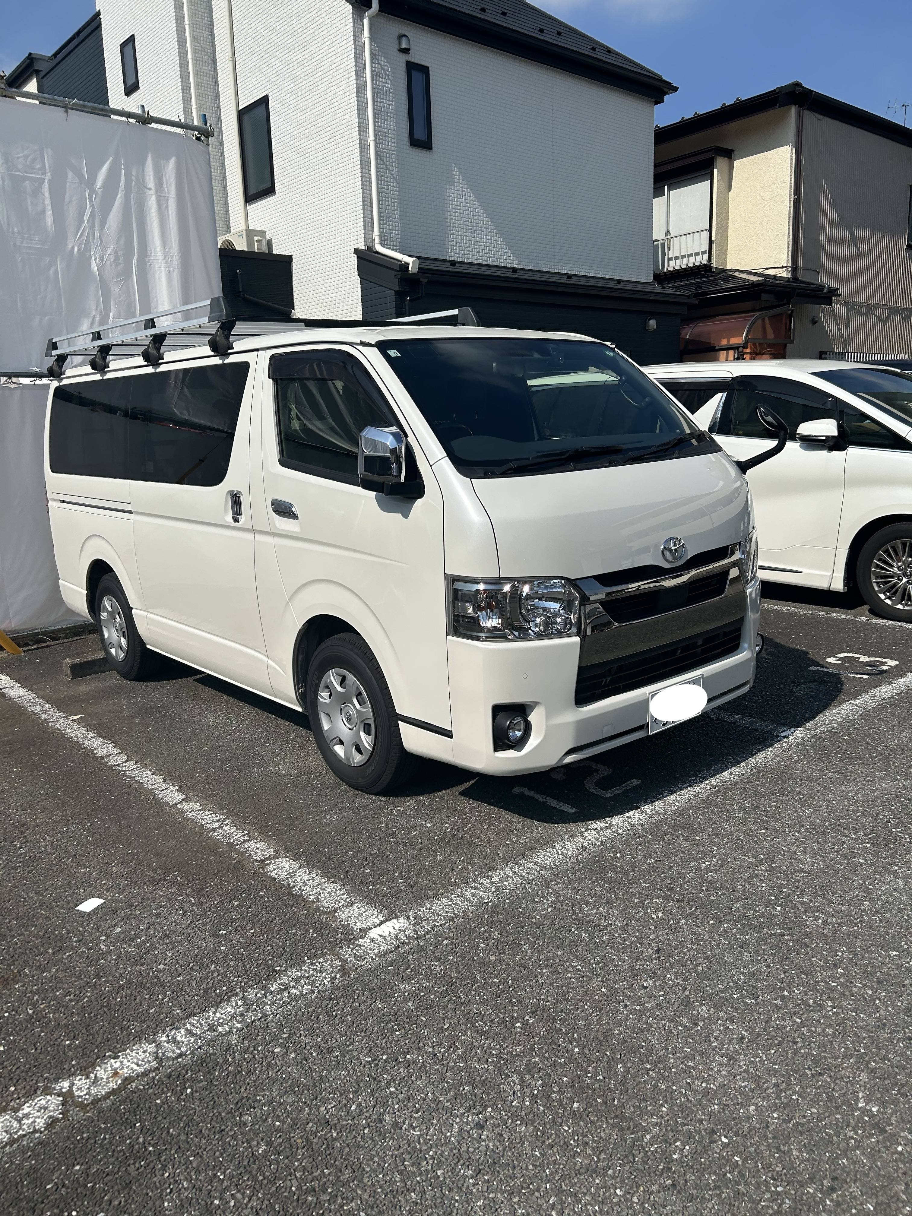 S様　車検ありがとうございます！　ピカピカにハイエースを仕上げました！！