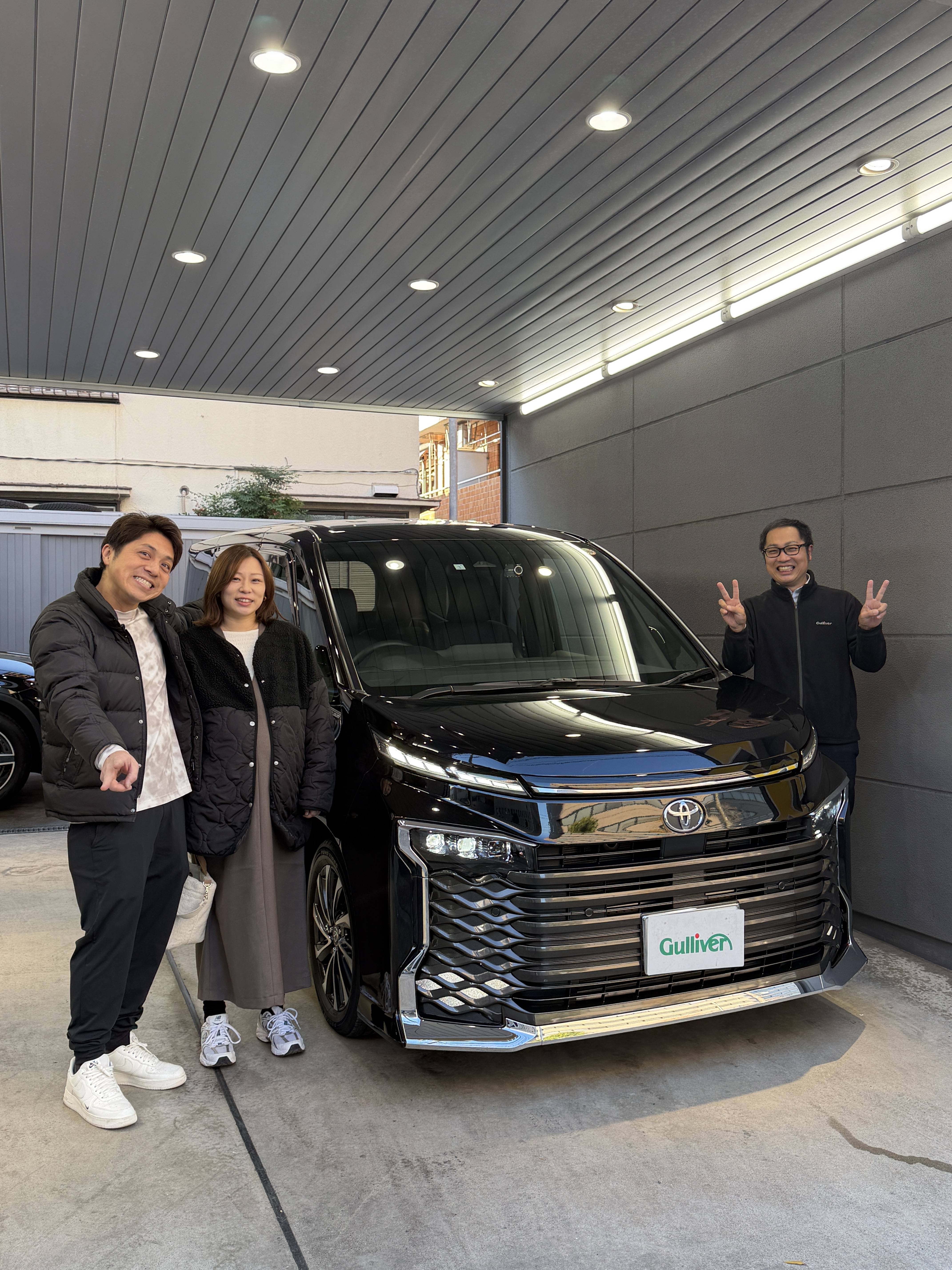 新型ヴォクシー納車　日産キューブからお乗り換え♪