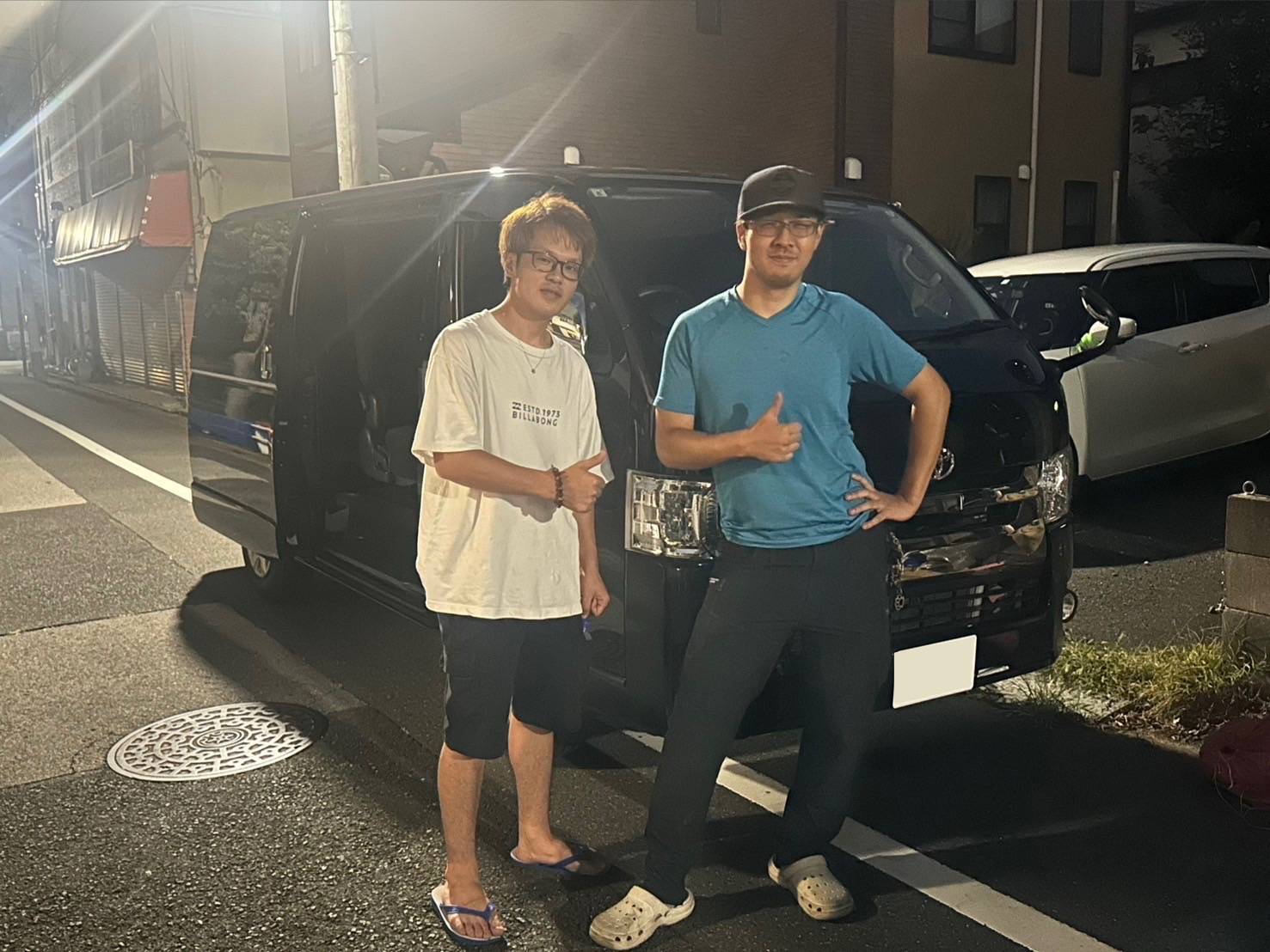 祝　ハイエースご納車