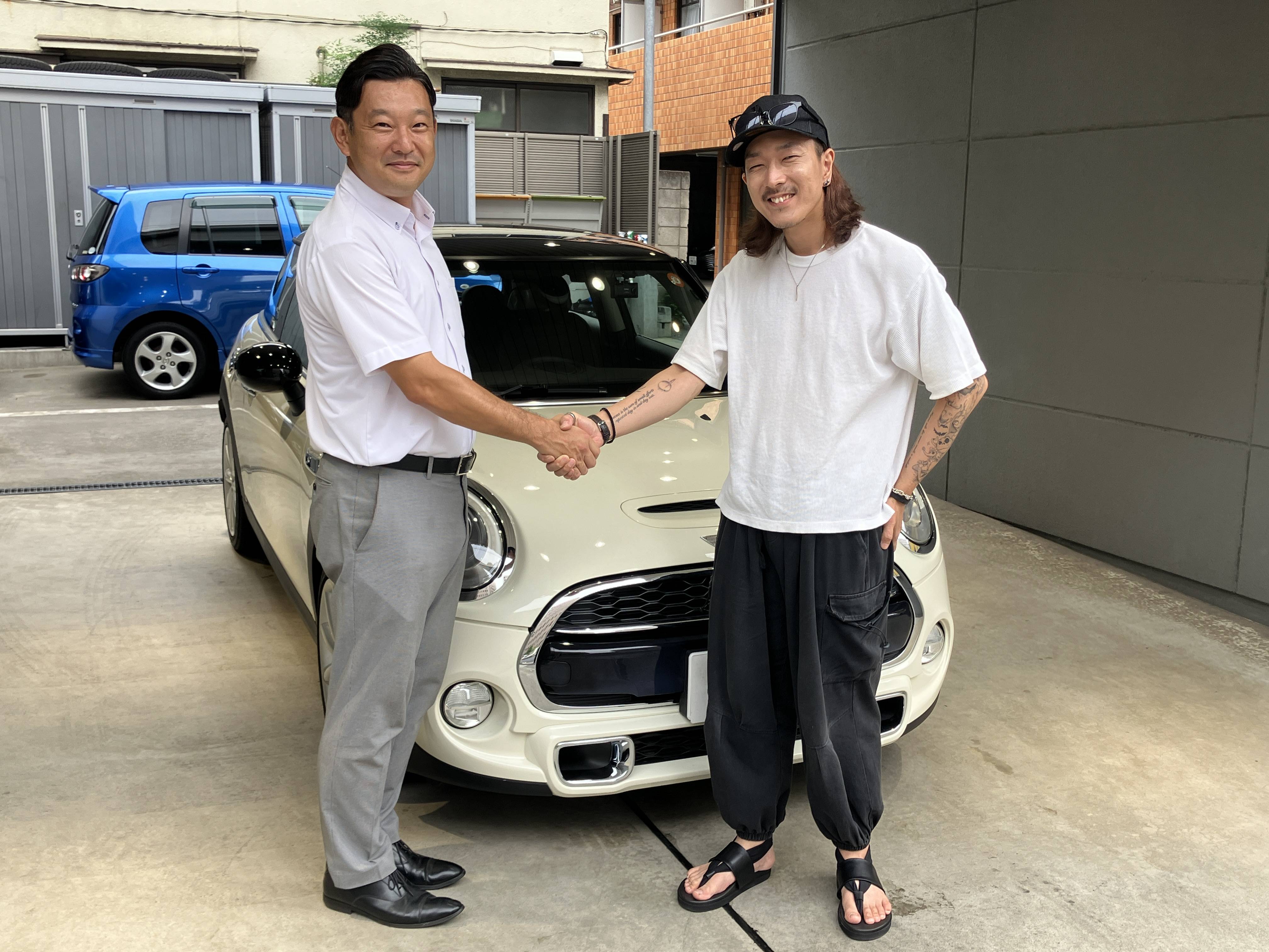 祝　ミニクーパーご納車♪