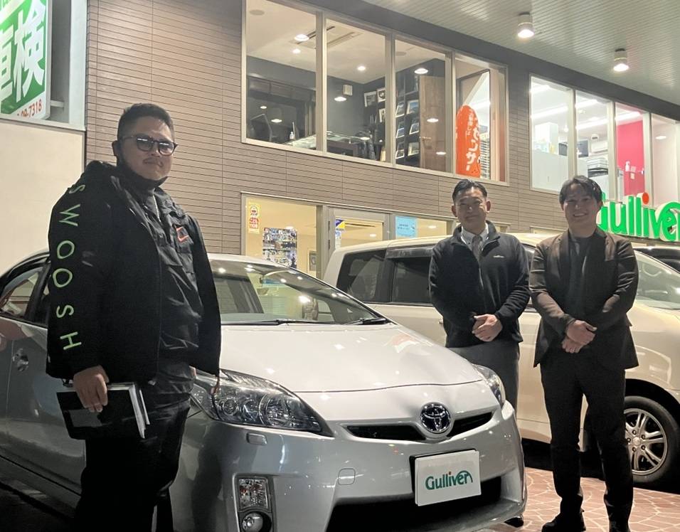 祝　プリウスご納車