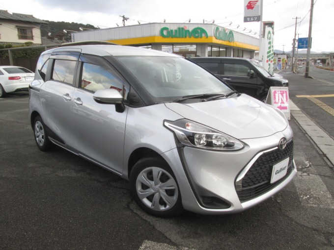 新着情報”トヨタ　シエンタ　X”R1年式シルバーメタリック入庫です！