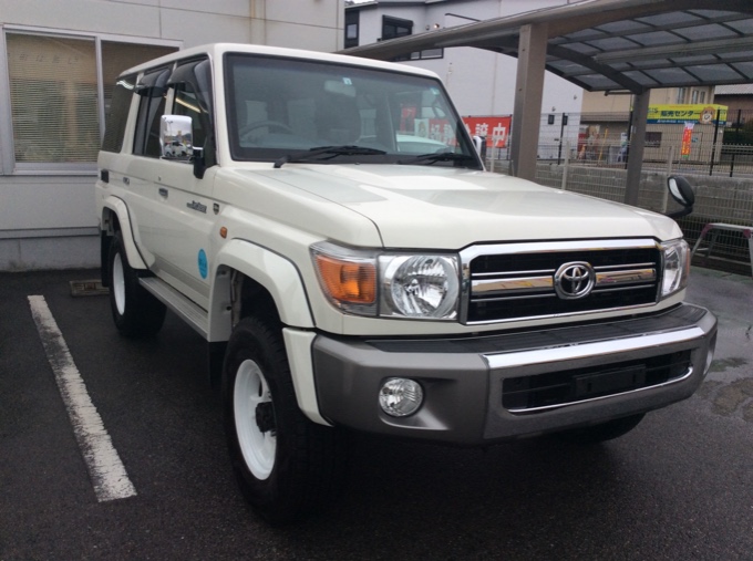 □□ H27 ランドクルーザー 入庫 □□