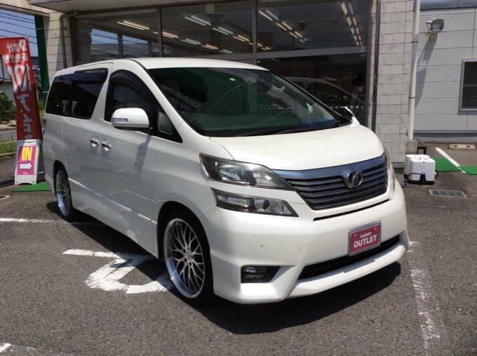 □□ H21 ヴェルファイア 入庫 □□