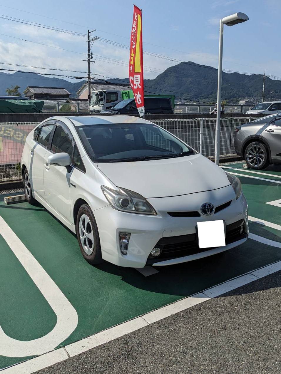 □□　プリウス 入庫 □□