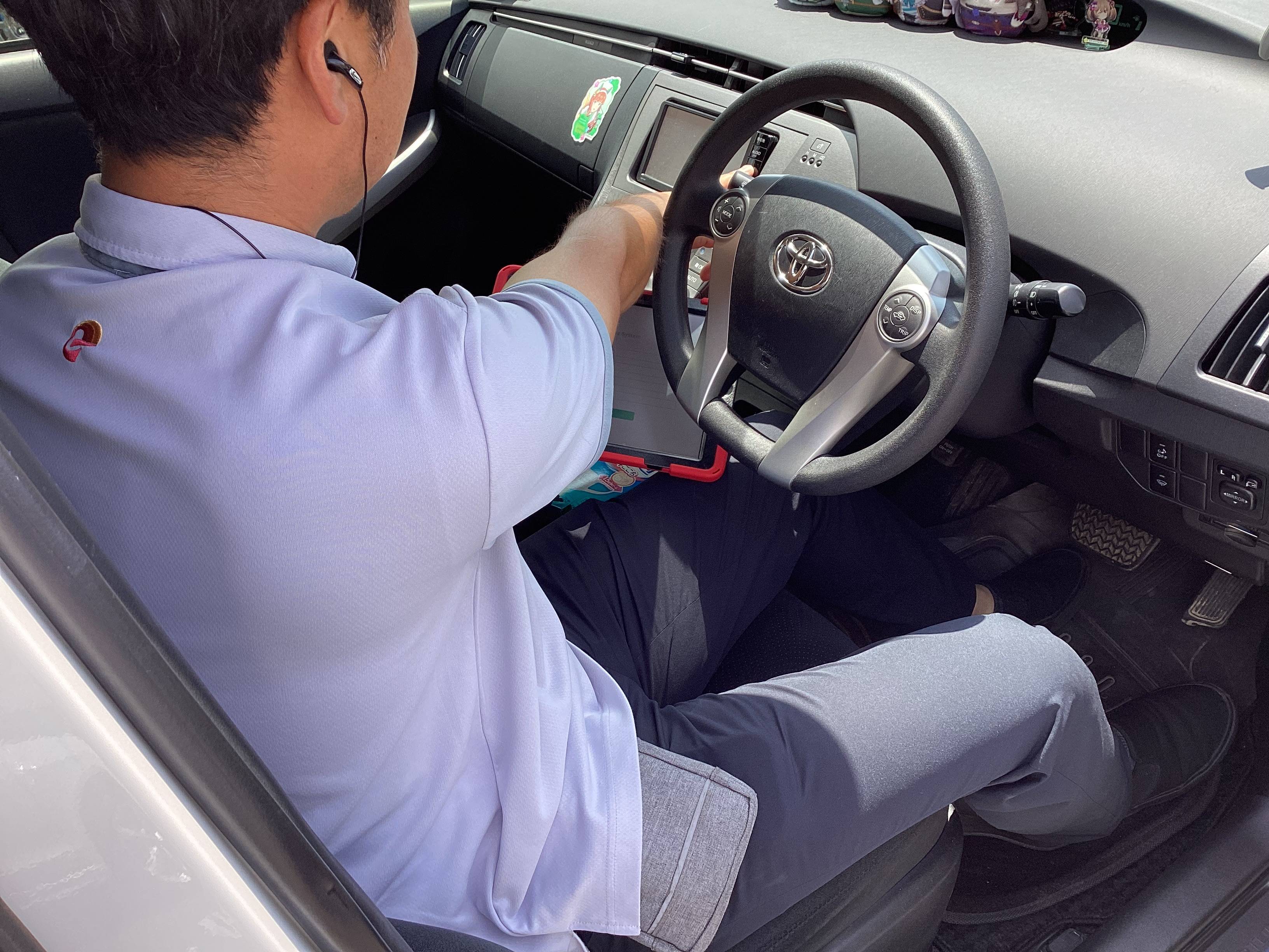 ◇◆◇お客様の愛車、丁寧に査定します◇◆◇01