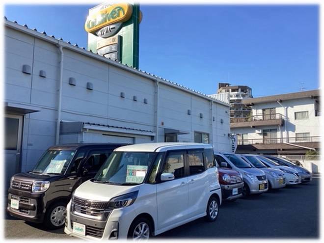 ズラーリ展示販売中のガリバー吹田千里丘店！！