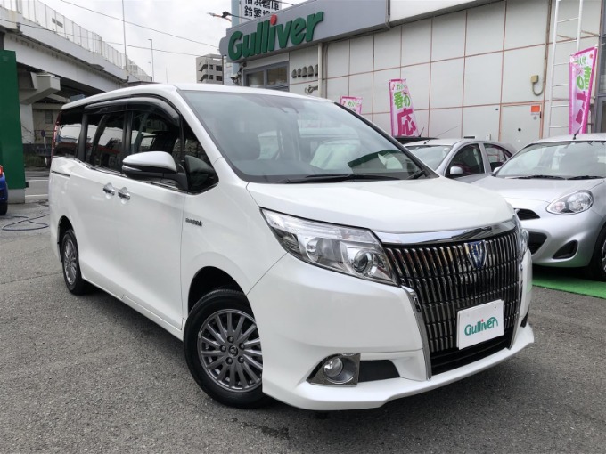 ☆★中古車　最新入荷情報☆★ エスクァイアハイブリッド